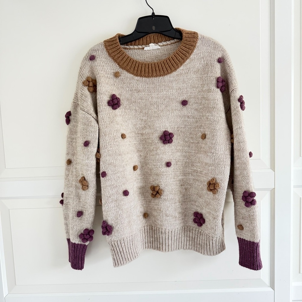 And The Why Tan Embroidered Floral Sweater Size S/M 41954 - Picture 2 of 10